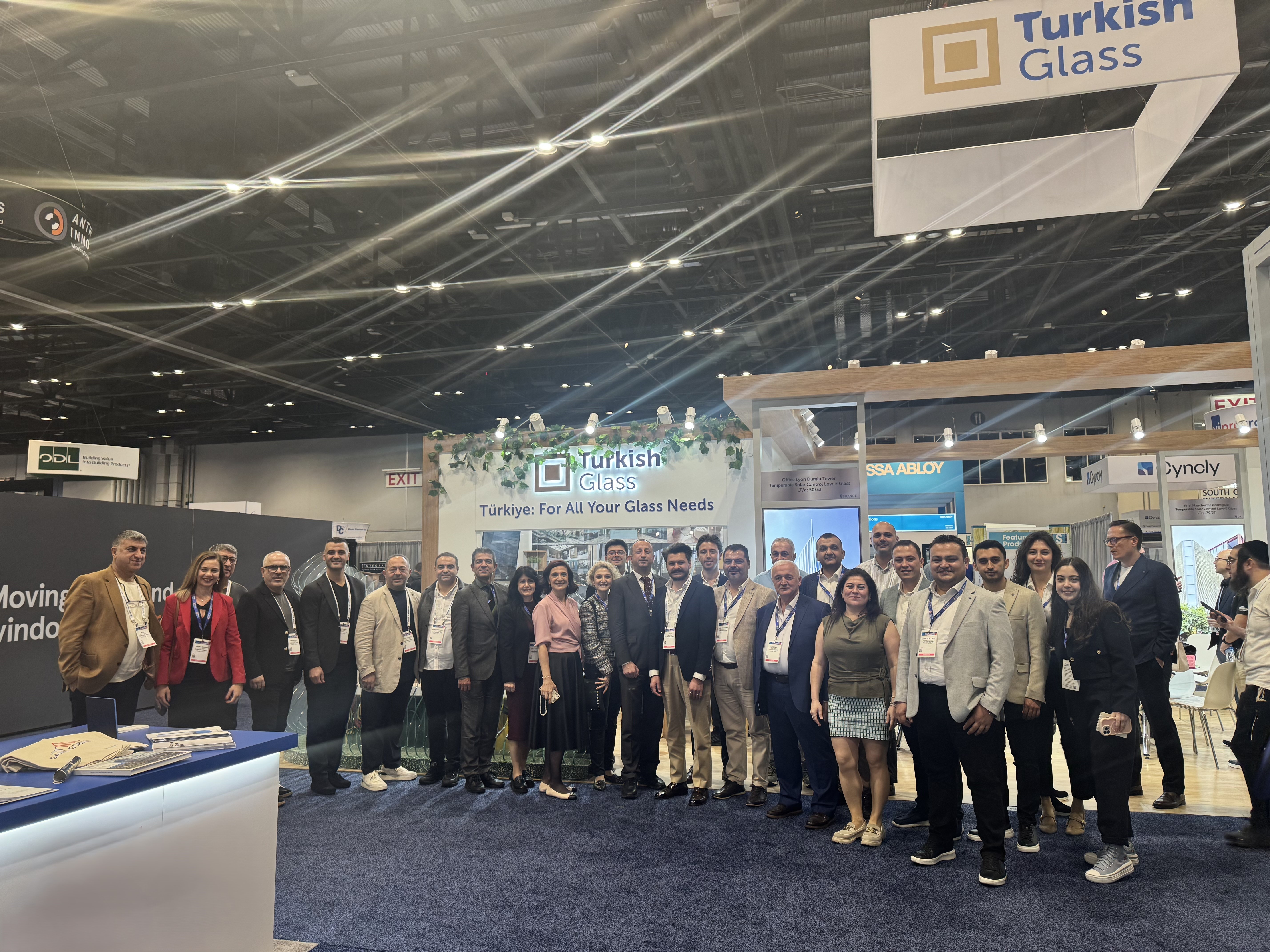 TurkishGlass GlassBuild America 2025 te Türk Cam Sektörünü Temsil Etti