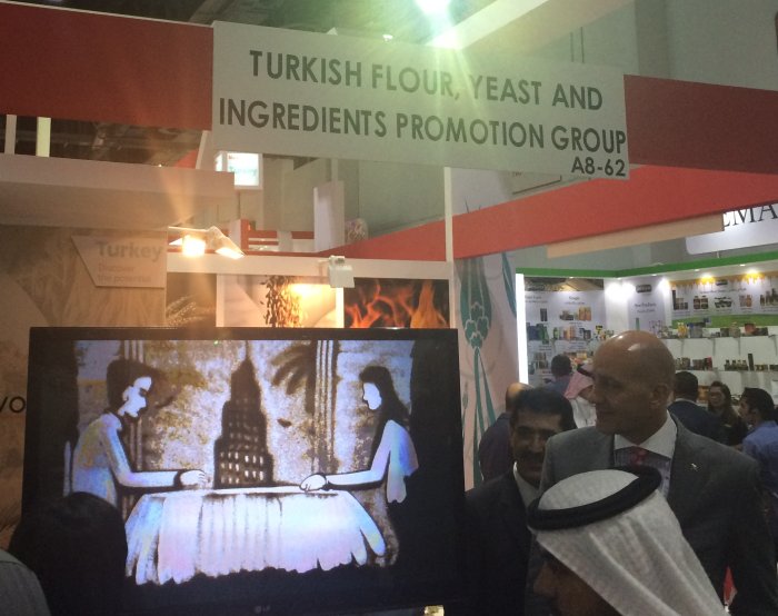 Un ve Unlu Mamuller Tanıtım Grubu Gulfood 2015 Fuarı'nda