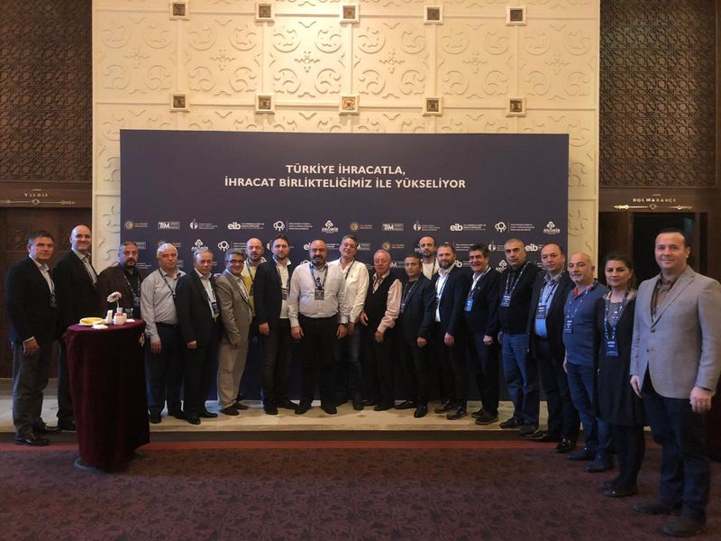Mobilya, Kağıt ve Orman Ürünleri İhracatçıları Birliği tarafından Antalya'da bir çalıştay gerçekleştirildi